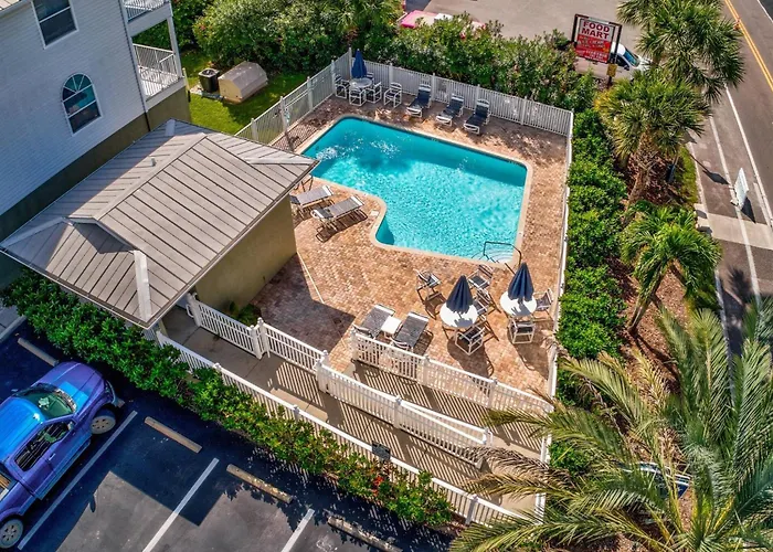 Mariners Pointe Spacious
