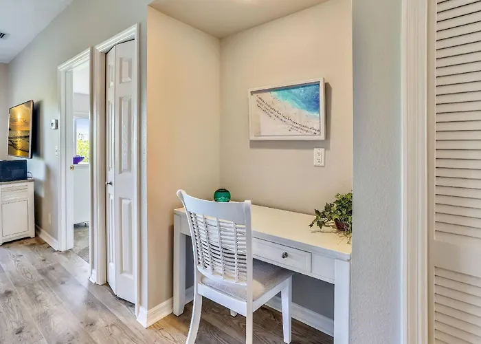Mariners Pointe Spacious