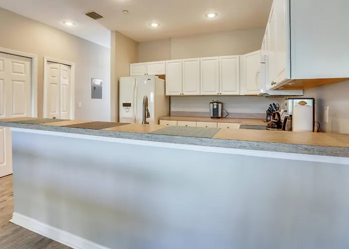 Mariners Pointe Spacious Clearwater Beach